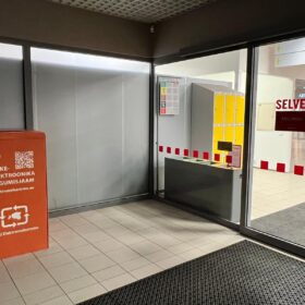 Paigutasime Selveritesse üle Eesti väikeelektroonika kogumiskastid 3 selver kuhu viia vana elektroonika