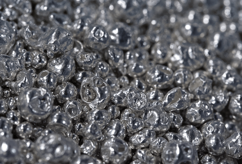 Bakterid muudavad elektroonikajaatmed metallikaevanduseks 02